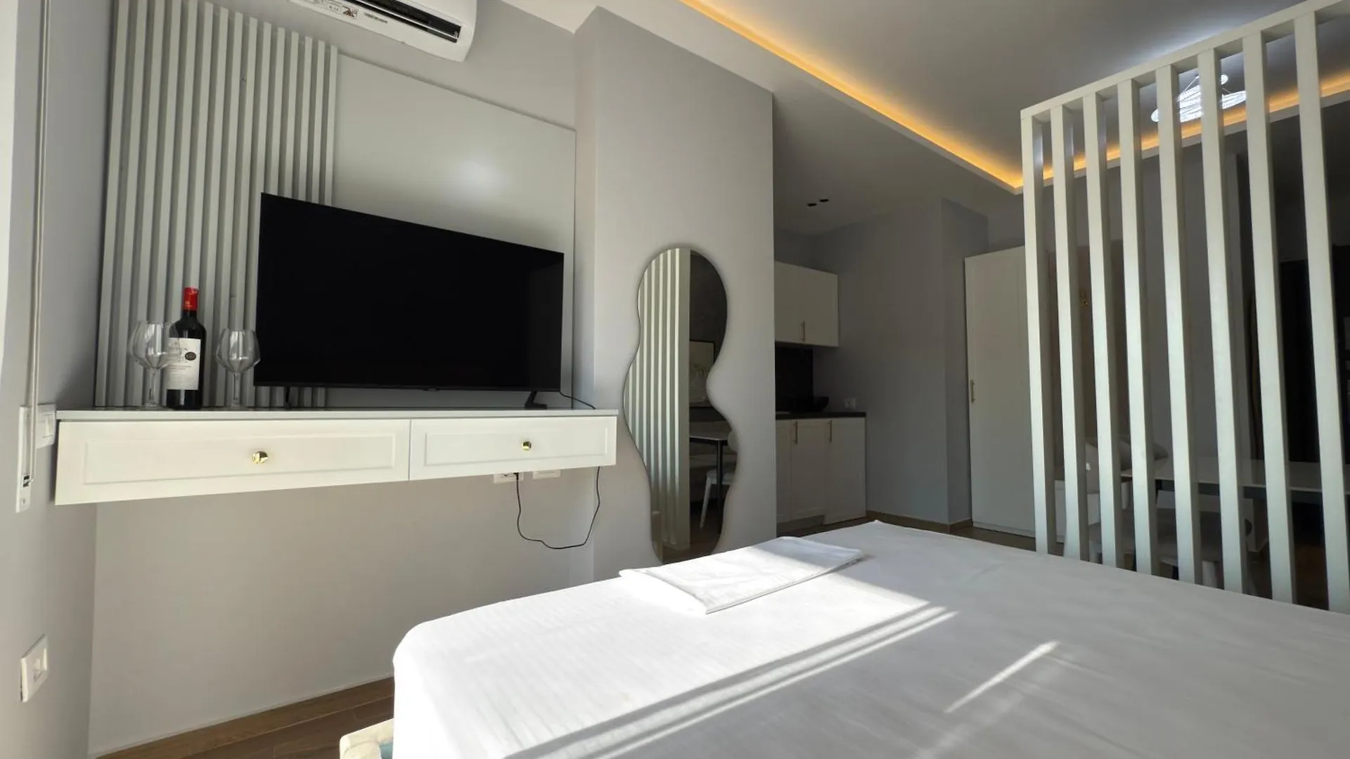 Sol Boutique Apartments Vlorë 0*,  Albanie